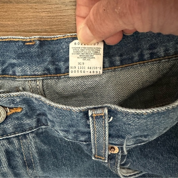 Levi's 550 Relaxed Fit Men's Denim Jeans paper tag - Picture 5 of 9